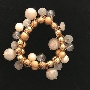 NWOT Gold tone bracelet